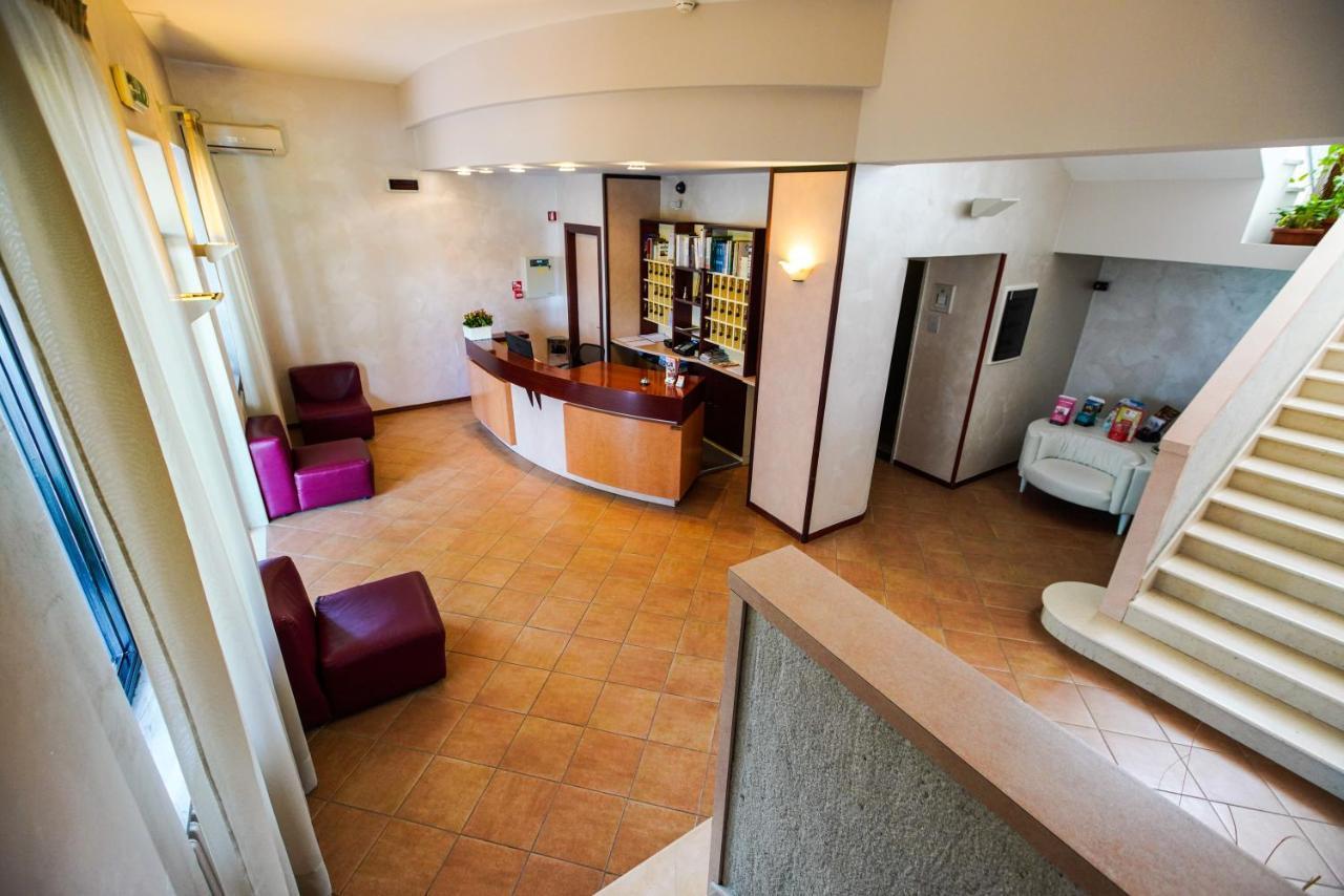 Hotel Murgia Santeramo in Colle Exterior foto